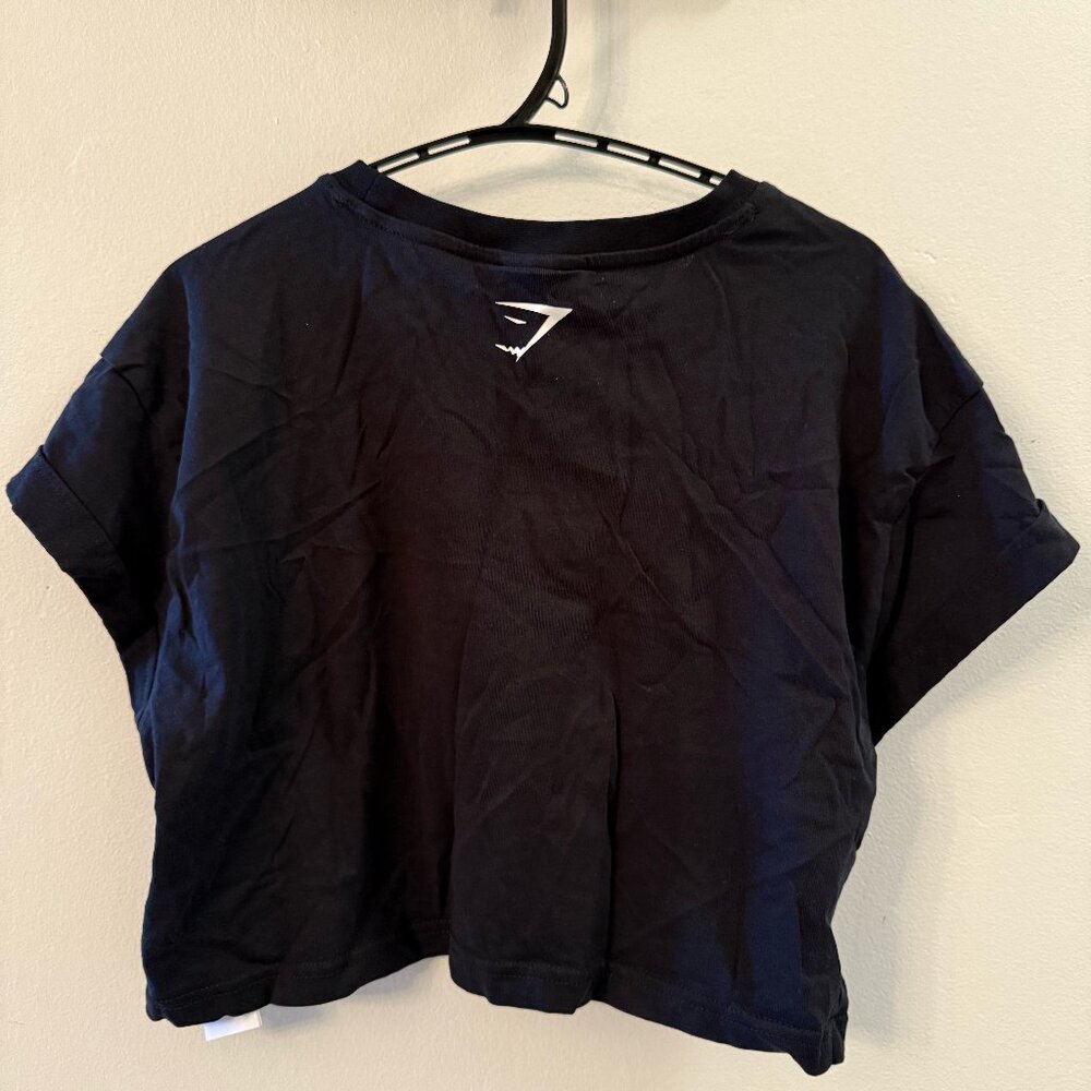 Bundle of Women's GymShark crop top TShirts - Picture 4 of 8